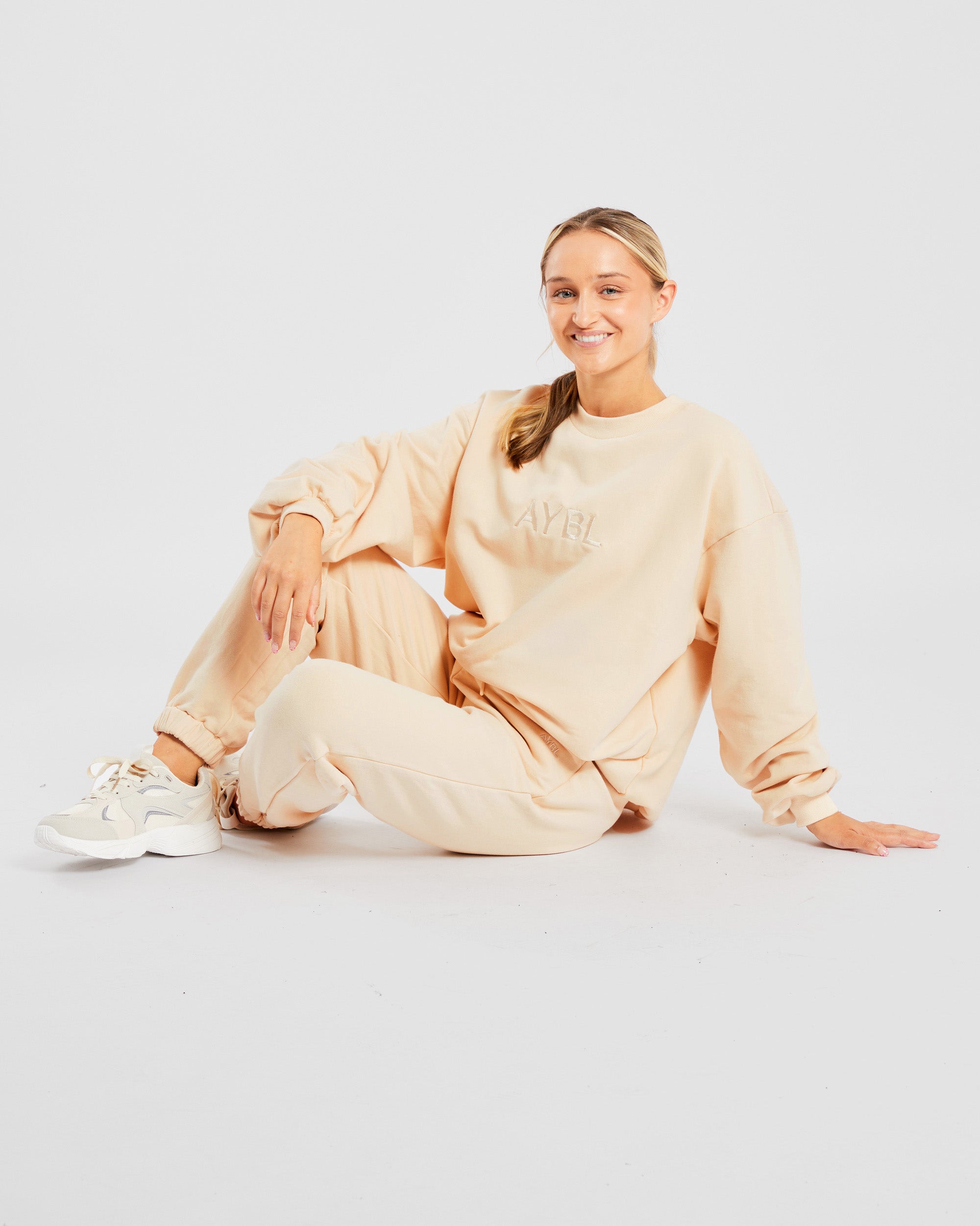 Everyday Relaxed Joggers - Cream