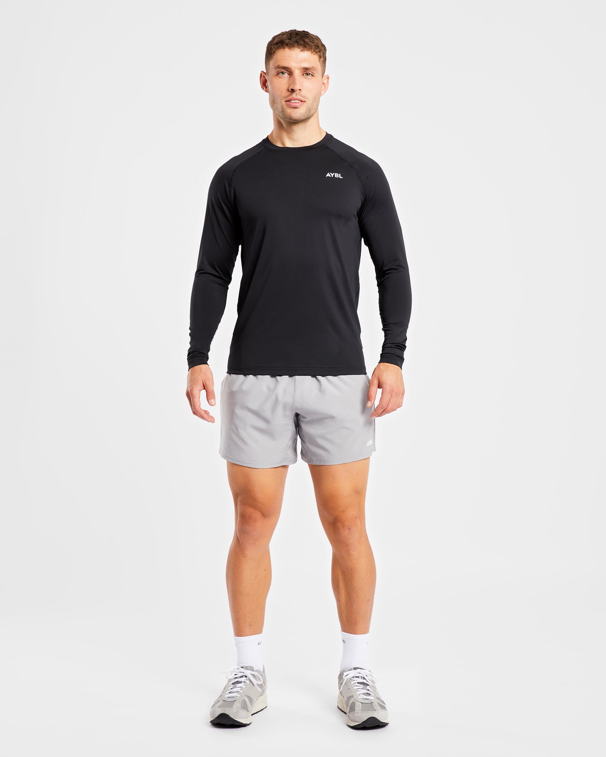 Essential Long Sleeve T Shirt - Noir