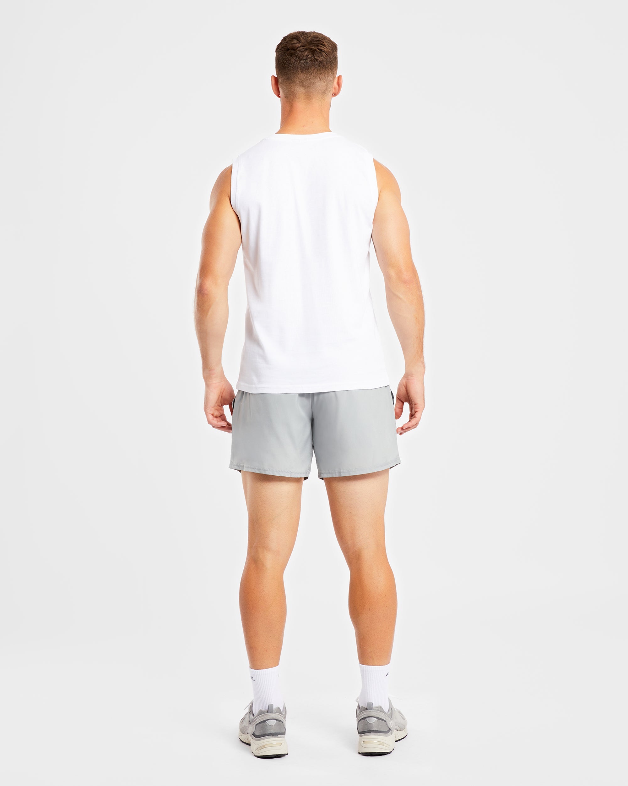 Core 5" Shorts - Gris