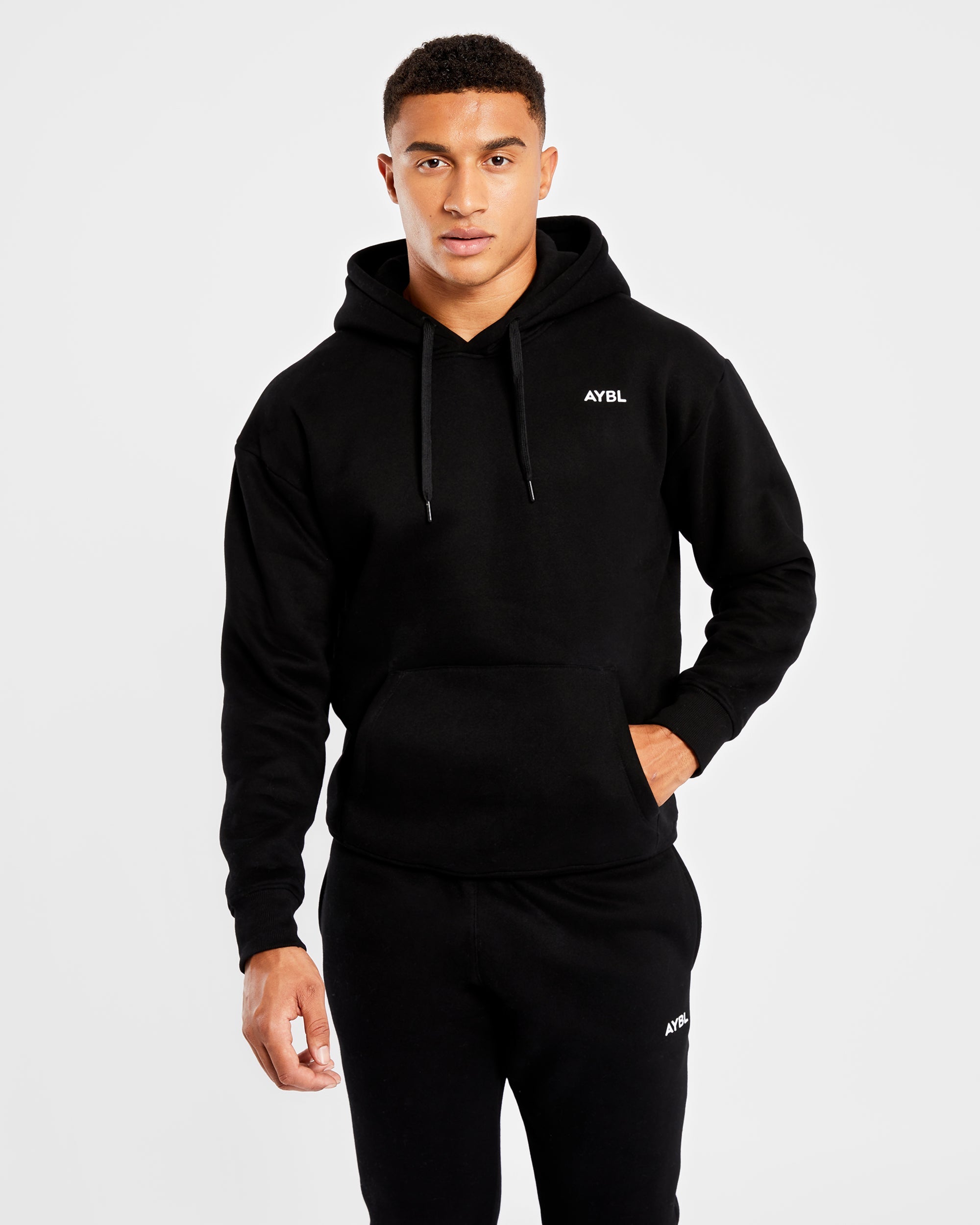 Essential Hoodie - Noir