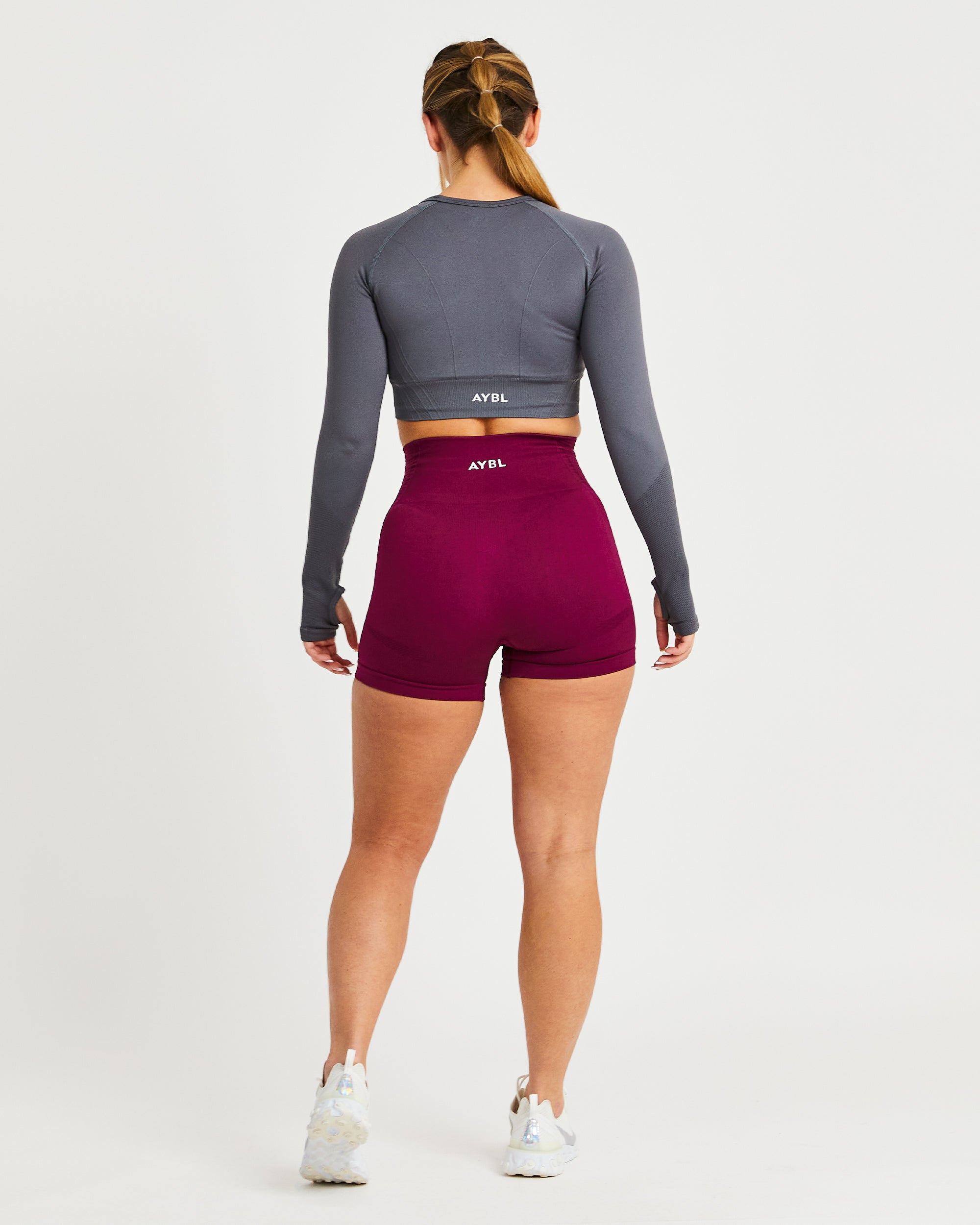 Balance V2 Seamless Long Sleeve Crop Top - Castlerock Gris