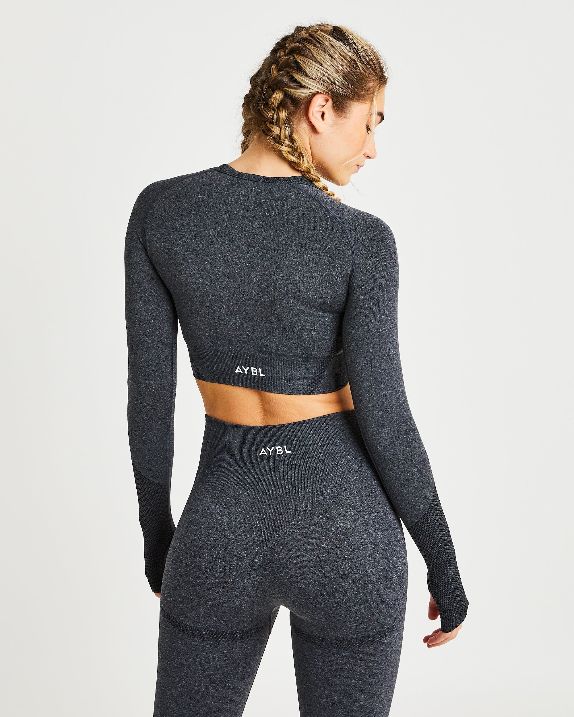 Balance V2 Seamless Long Sleeve Crop Top - Speckle Noir