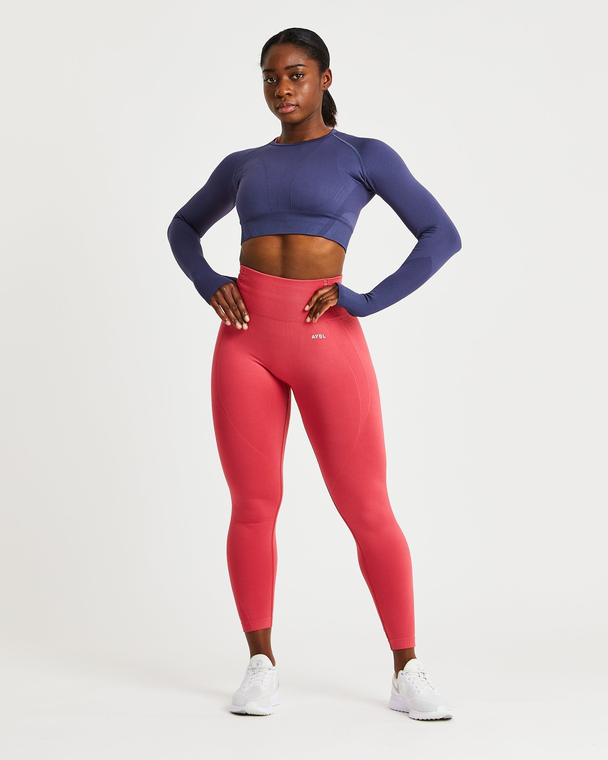 Balance V2 Seamless Long Sleeve Crop Top - Navy Bleu