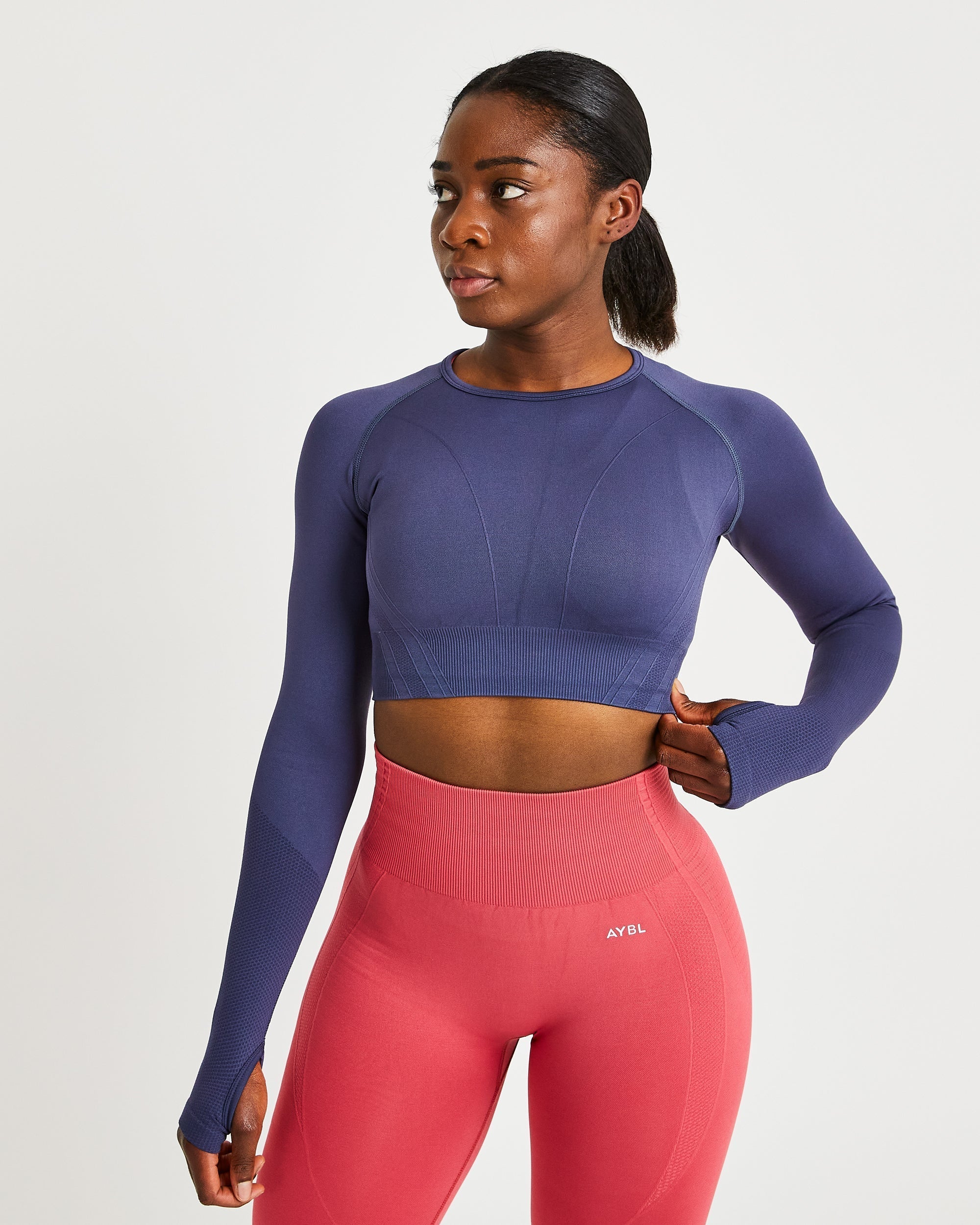 Balance V2 Seamless Long Sleeve Crop Top - Navy Bleu