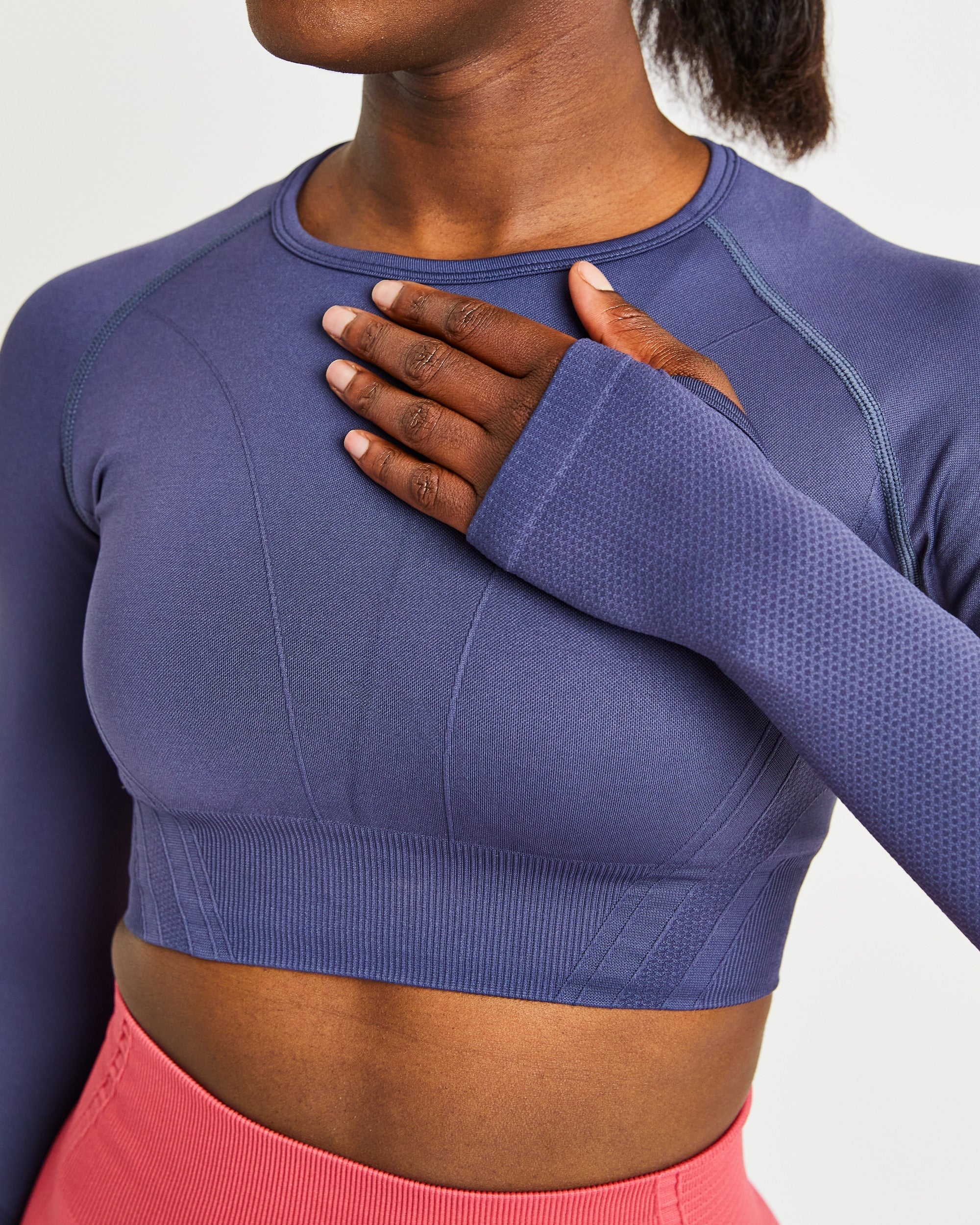 Balance V2 Seamless Long Sleeve Crop Top - Navy Bleu