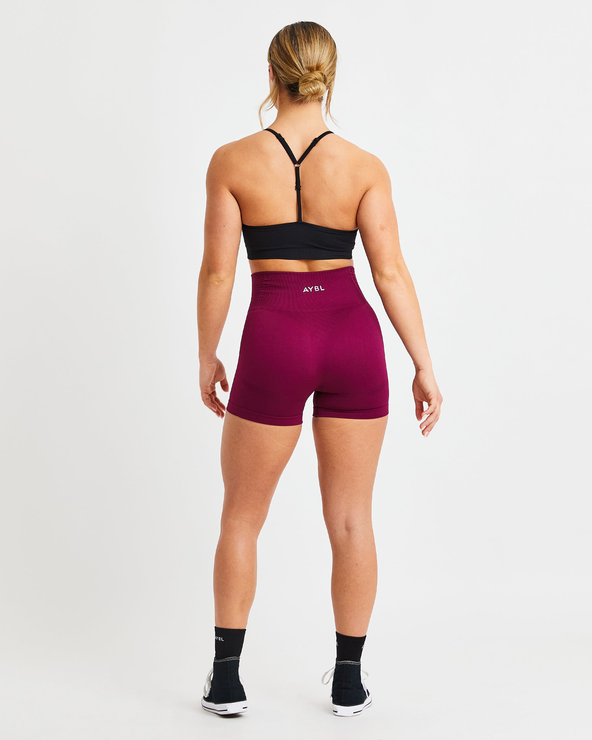 Essential Seamless V Neck Sports Bra - Noir