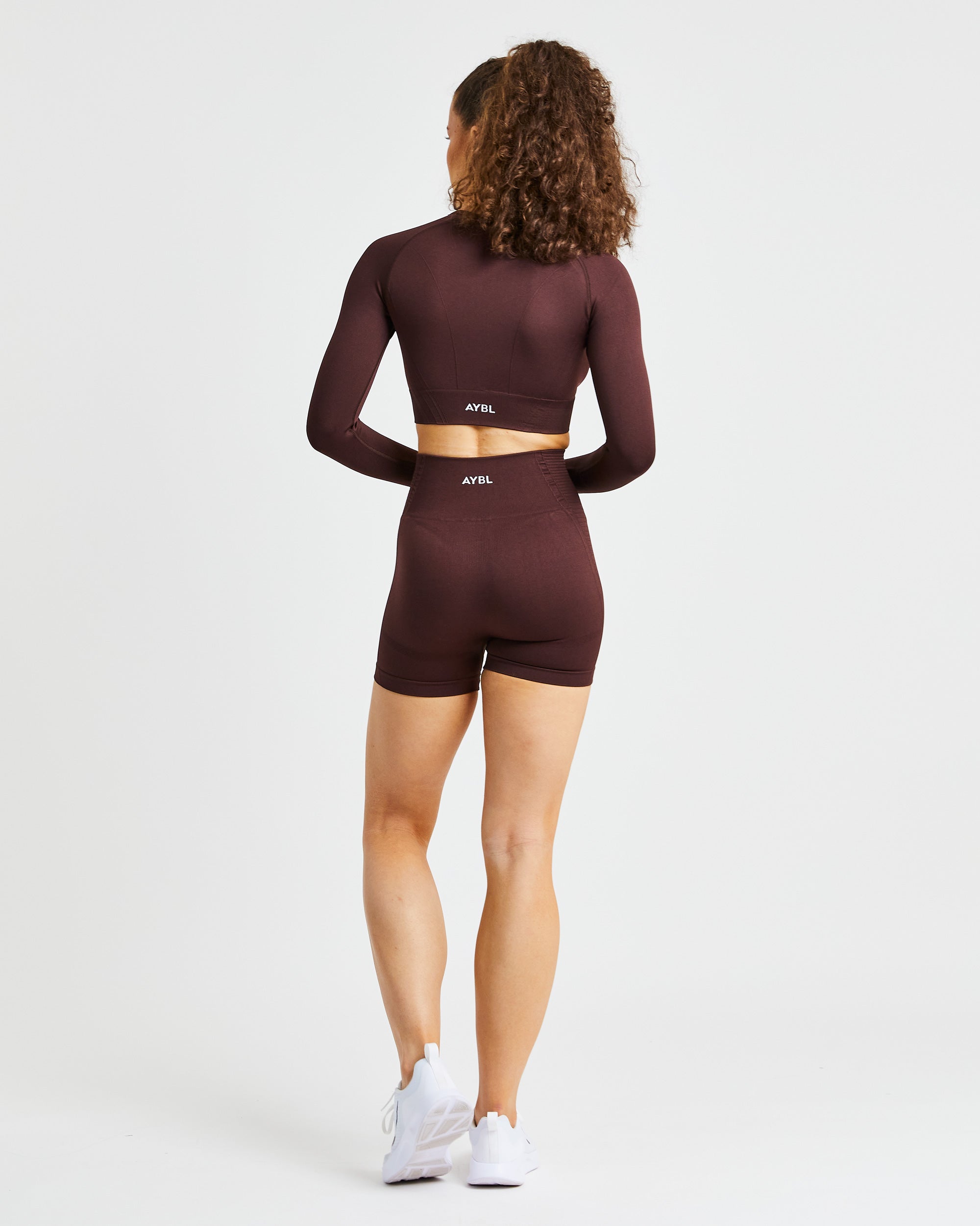 Balance V2 Seamless Long Sleeve Crop Top - Chocolate Marron