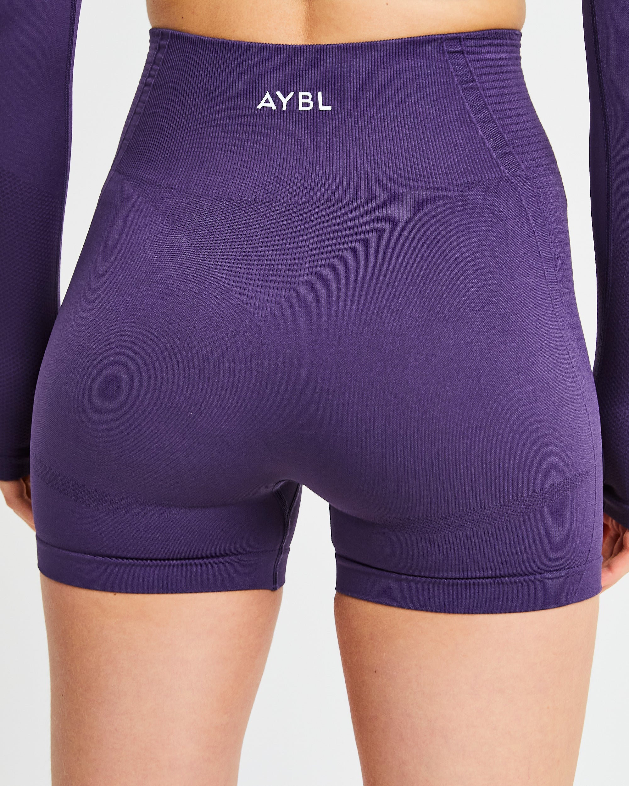 Balance V2 Seamless Shorts - Mulberry Violet