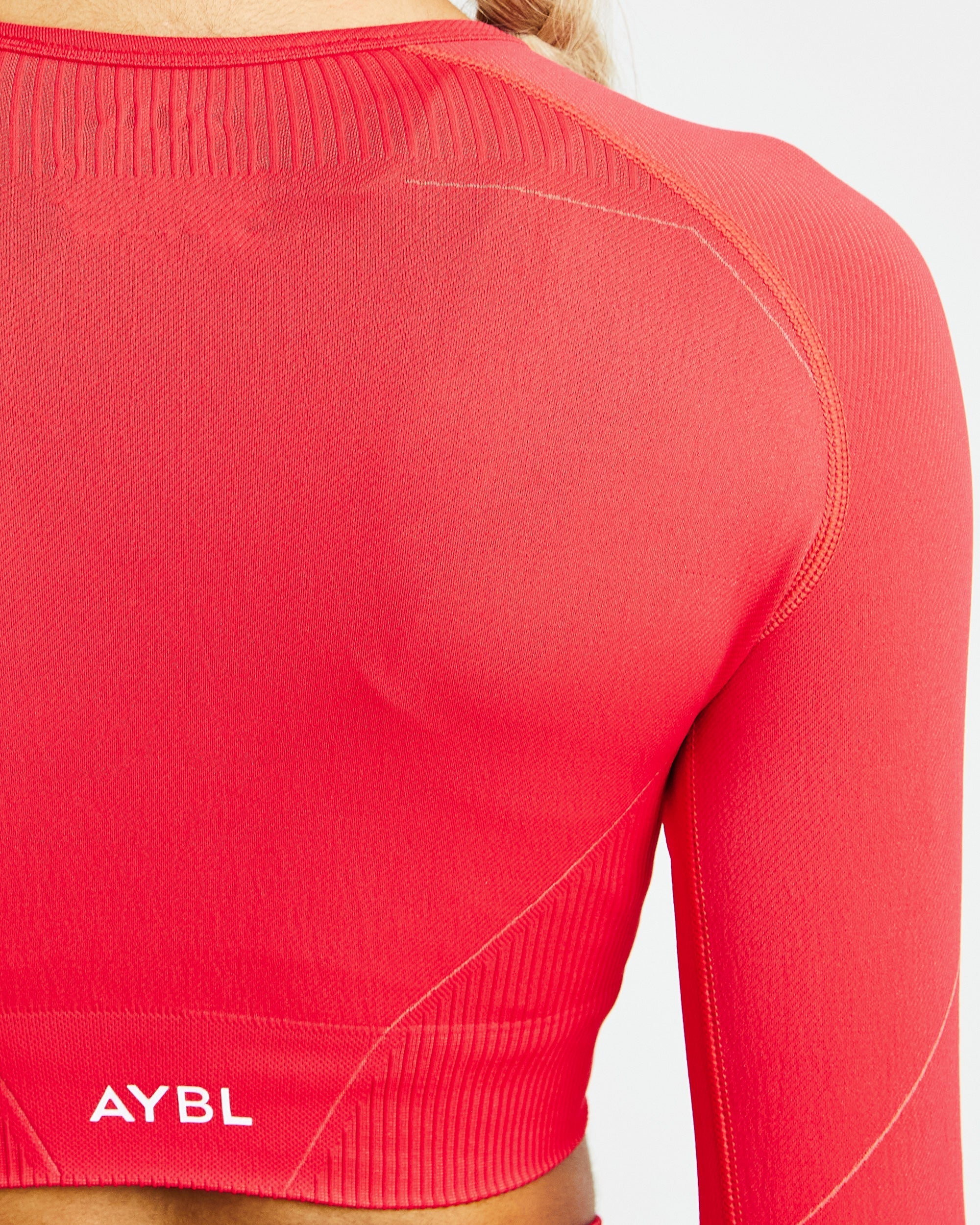 Reflex Seamless Long Sleeve Crop Top - Rouge