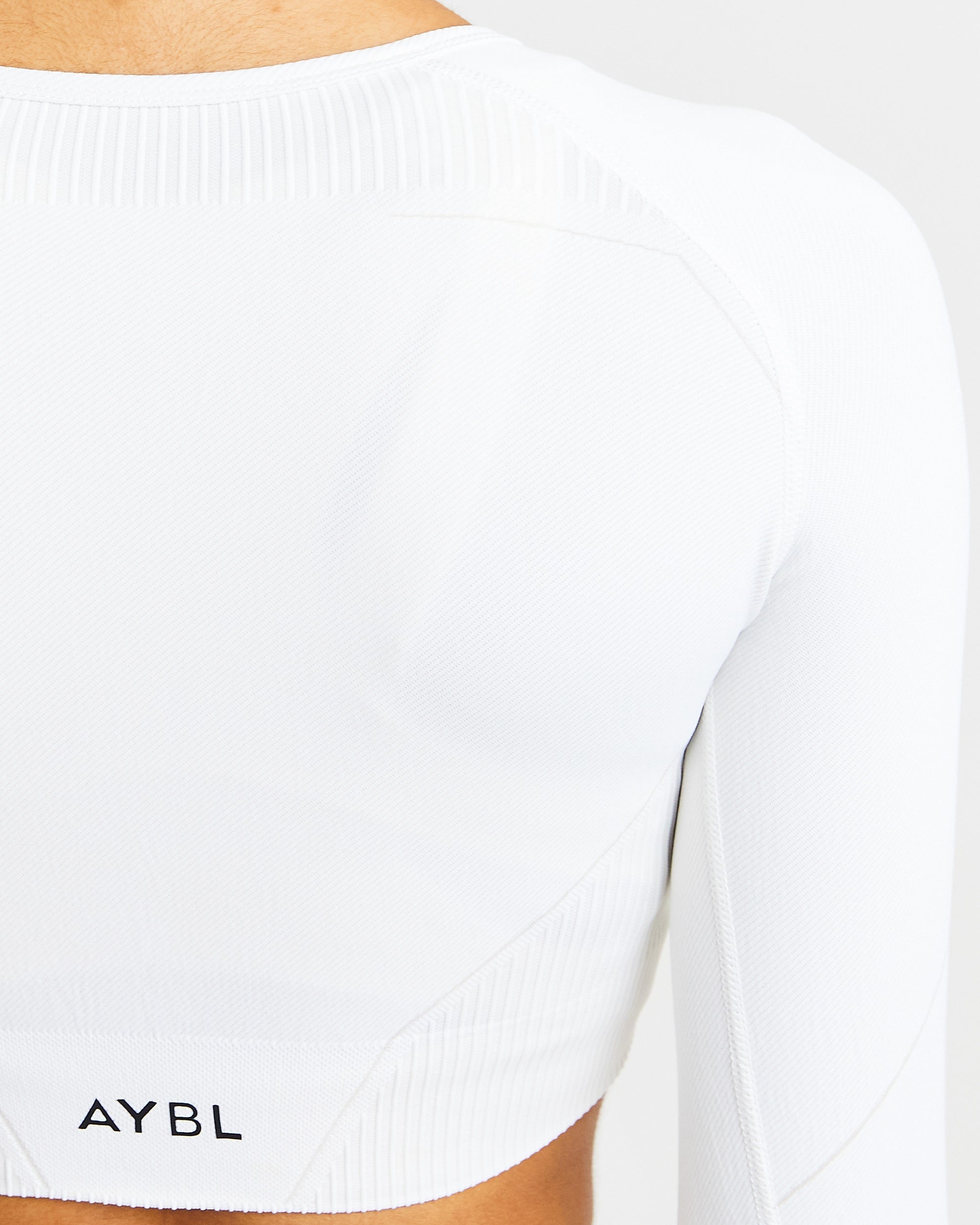 Reflex Seamless Long Sleeve Crop Top - Blanc