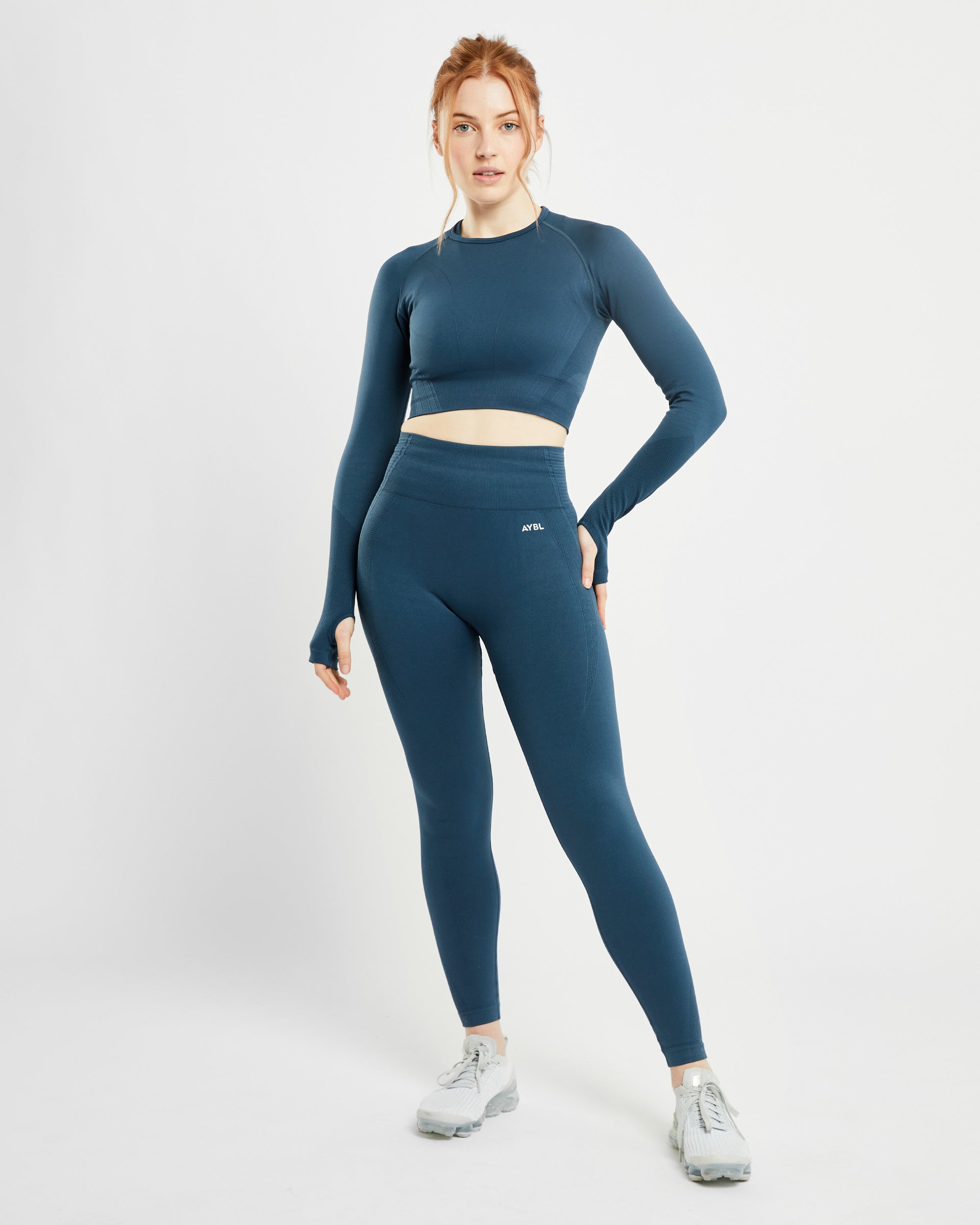 Balance V2 Seamless Long Sleeve Crop Top - Marine Bleu