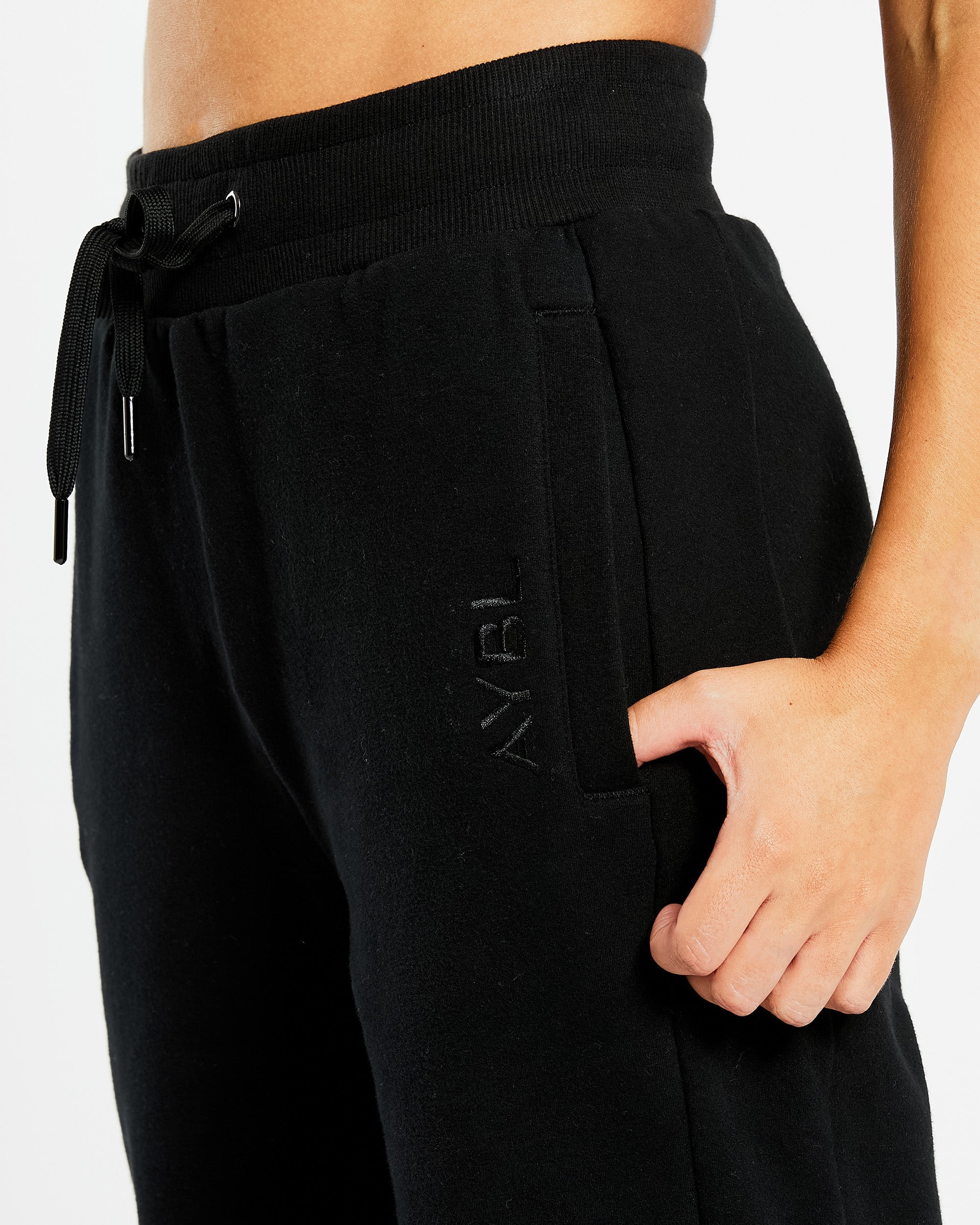 Everyday Relaxed Straight Leg Joggers - Noir