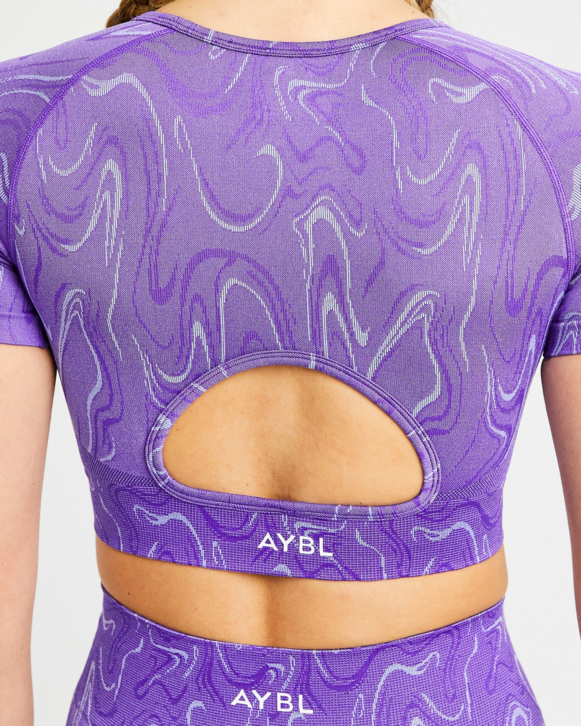 Velocity Seamless Crop Top - Violet