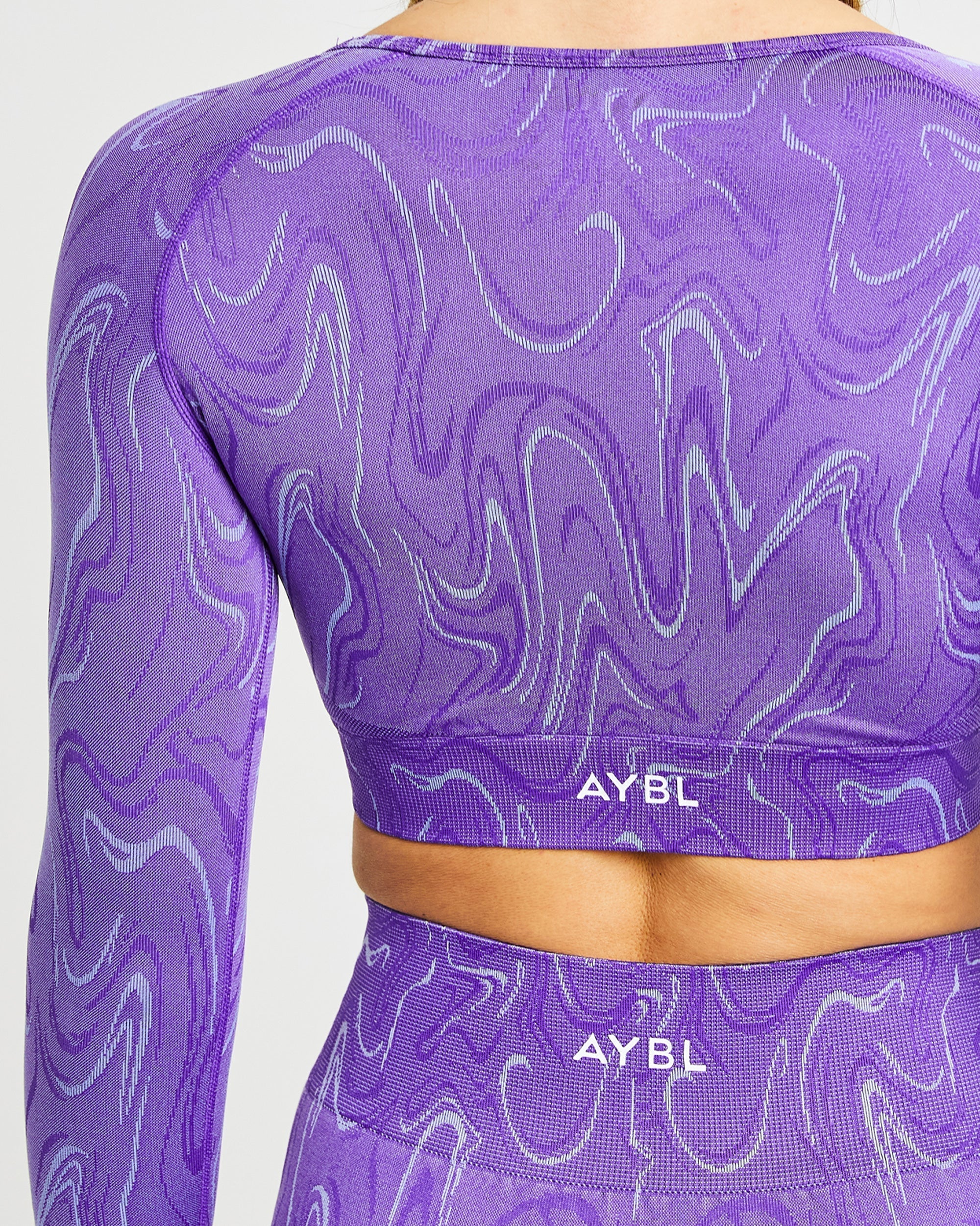 Velocity Seamless Long Sleeve Crop Top - Violet