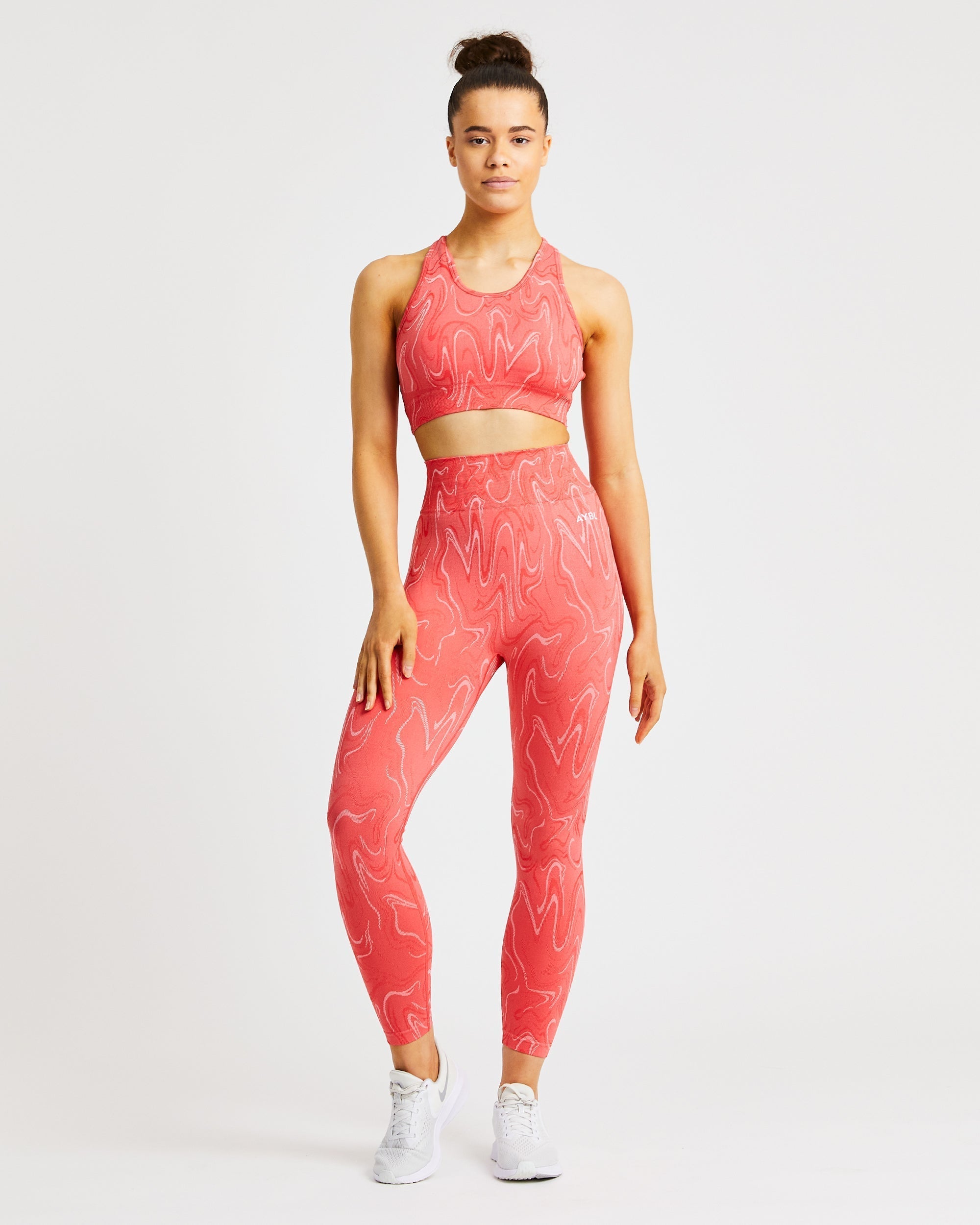 Velocity Seamless Sports Bra - Coral