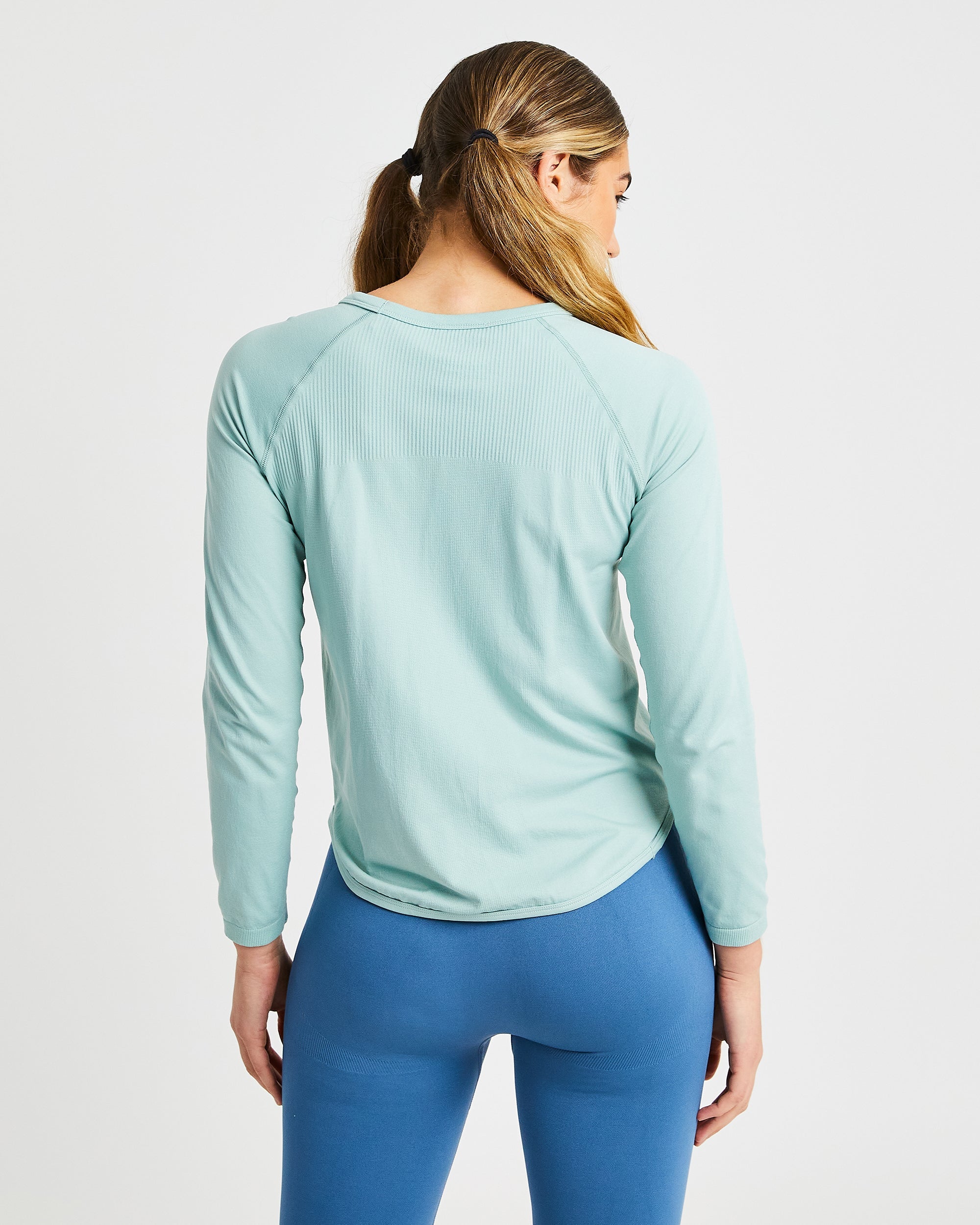 Reform Seamless Long Sleeve T Shirt - Sage Vert