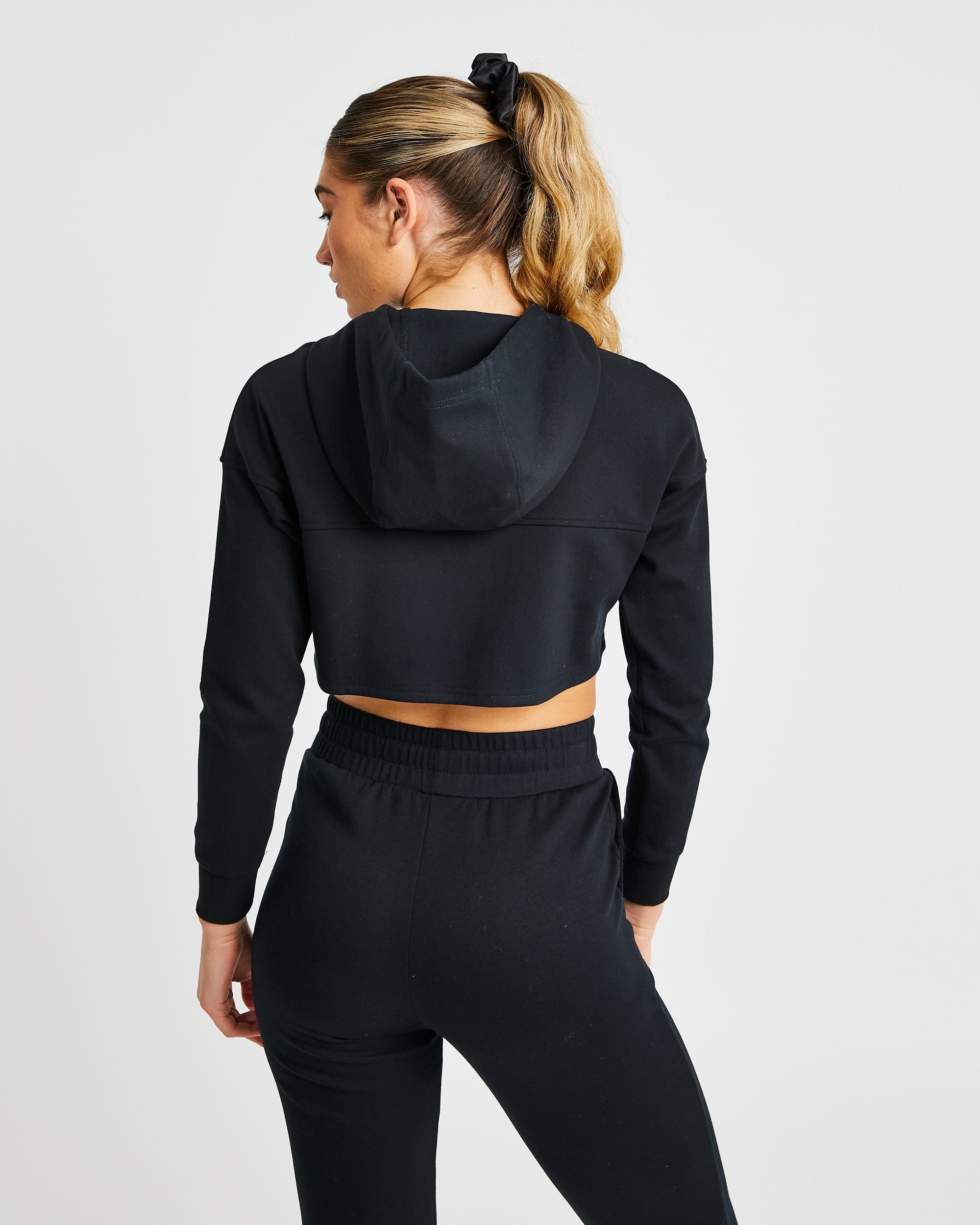 Everyday Cutout Crop Hoodie - Noir