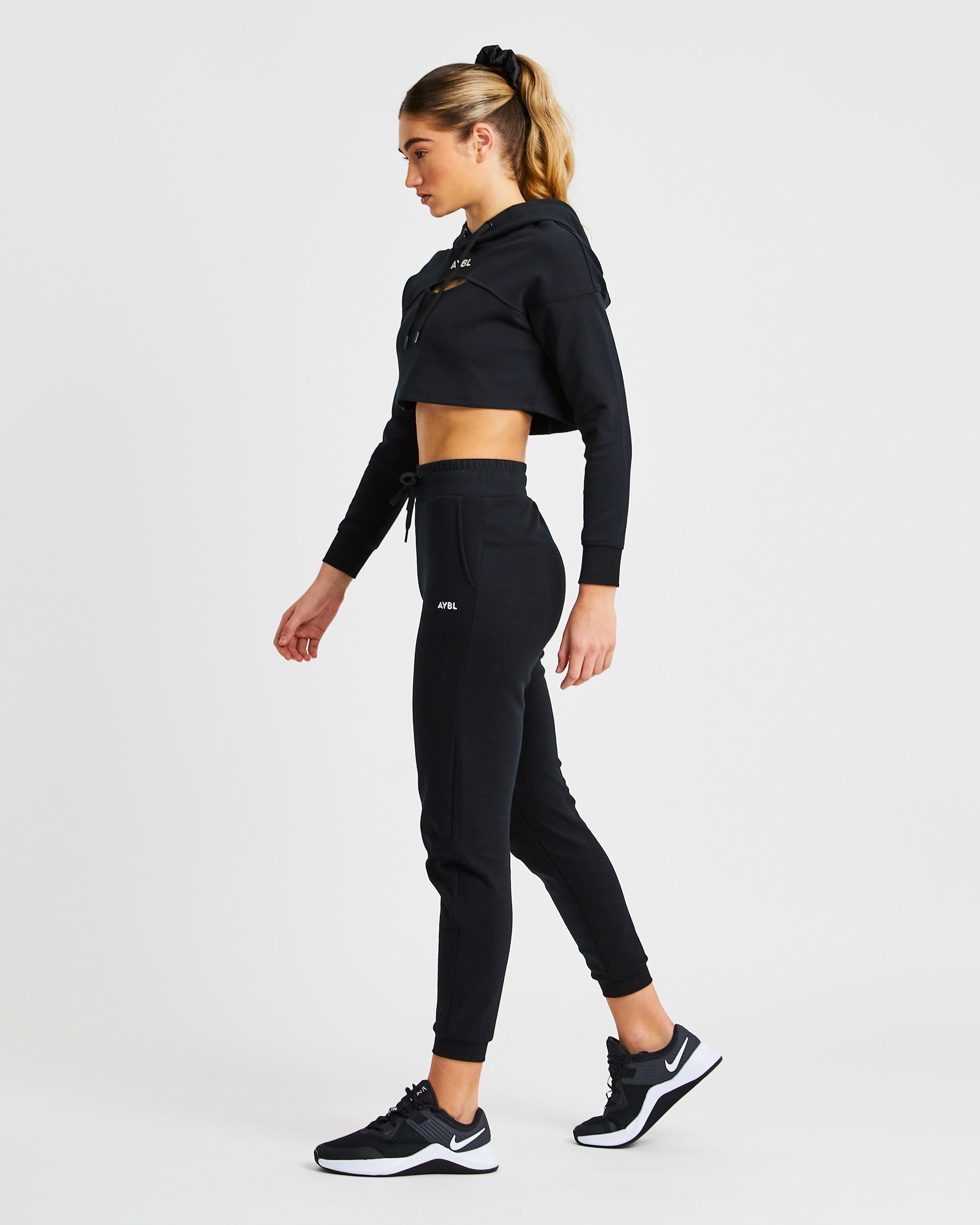 Everyday Cutout Crop Hoodie - Noir